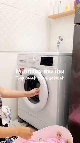 Mesin Cuci Front Loading Inverter Harganya masih kehitung terjangkau tapi Kualitasnya super bagus banget, selain hemat bikin cucian kering wangi baju awet serta hasil cuciannya kering dingin jadi tinggal d anginkan sebentar langsung selesai 👌  #lgmesincuci #mesincuciinverter #homelivingtiktok #peralatanrumahtangga #fyp 