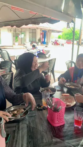 #fyppppppppppppppppppppppp #meecelupkemaman #warungkakbieyviral #letops 