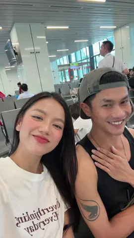 Mẹ có đứa con Anh Hùng 😊 #fyp #MưaĐỏ #DienanhQĐND #GalaxyStudio #LeHaAnh @Nguyễn Hùng 