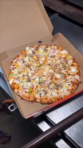 Best Pizza making 🍕#ConSantanderConecto #pizzalover #pizza #tiktokuk #pizzalover @tiktokglobal @TikTok UK 