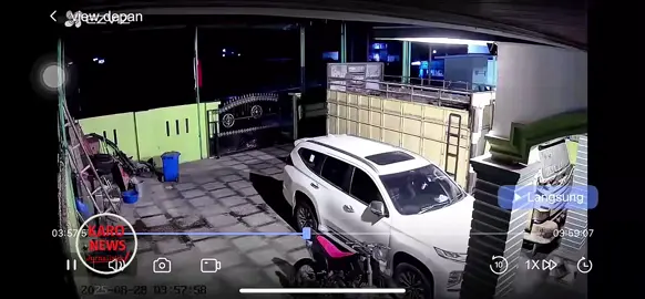 Terjadi Pencurian Speda Motor di Desa Suka Dame Kecamatan Tigapanah pada hari Kamis 28 Agustus 2025 sekitar pukul 4 Pagi. Kedua pencuri tersebut berhasil Membawa Kabur satu unit Speda Motor Honda CRF dari halaman rumah yang terpagar rapi. Bagi yang mengenali kedua Pria ini Harap Segera hubungi HP : 085763132325. Akan diberikan Imbalan yang sangat Pantas.#KARO_News 