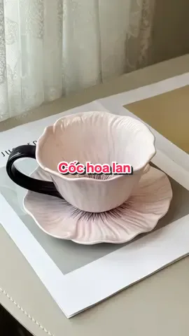 ☕ Cốc Cà Phê Gốm Sứ Hoa Lan Kèm Dĩa – Bộ Ly Uống Trà Chiều Sang Trọng 