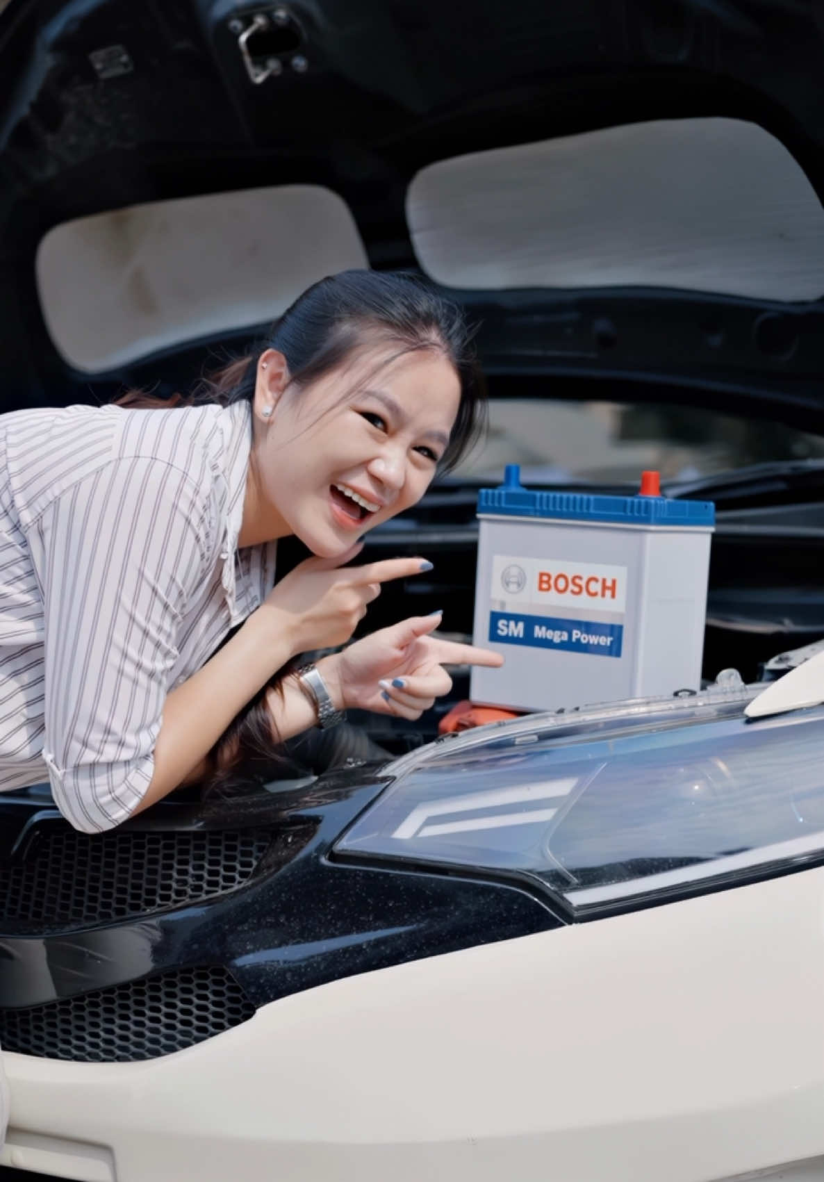 Ngga usah bingung kl tbtb aki mobil kalian rusak, sekarang aki BOSCH bisa kamu beli di Shopee, Tokopedia, dan Grabmart secara instan dan udah ada di lebih dari 30 titik pengantaran di 17 kota!  Hidup jadi lebih mudah dan semua beres dengan BOSCH #Bosch171717 #BeresBosch #BoschSMMegaPower  @Bosch Automotive 