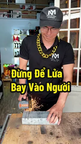 Đừng Để Lửa Bay Vào Nguời....#anhnamcokhi #xuhuong #maycatmini #hukan @anhnamcokhi 