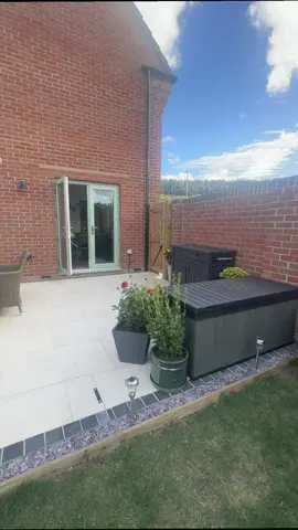 Sooo worth the wait - new build garden transformation! #newbuild #newbuildhomes #garden #gardenrennovation #fyp 