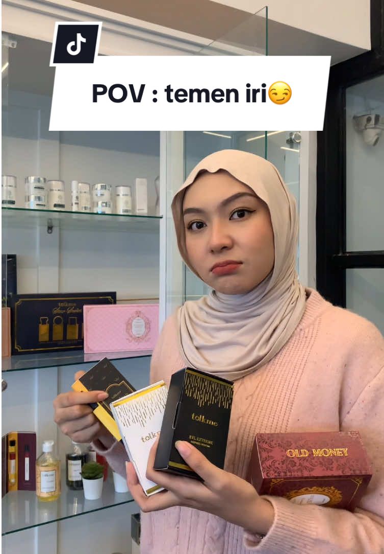 Boros? Enggak tuh😏 Coba aja chek out di Talkme - kantong aman, wangi jalan terus👑🤌🏻✨ #talkmeparfum #parfumviral #parfumtiktok 
