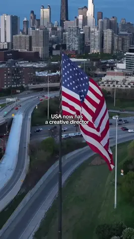 Joe Gebbia, co-founder of Airbnb and Samara, has been named the new Chief Design Officer of the United States. What do you think? #joegebbia #usa #creativedirector #designtok 