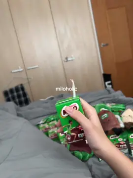 what yall know about milo.... jokes pls drink milo i love it #milo #milopowder #milopacket #milojellycat 