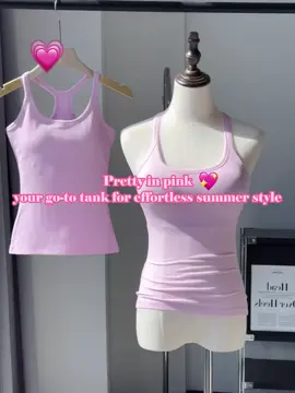Pretty in pink💓#fallfreshness #tanktop #pinkaesthetic #fypシ゚viral #outdoorfun 