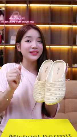 Sục xinh sang có gu lắm nha #hoadinh23 #hoahimhim #giaydep #dep #fyp 