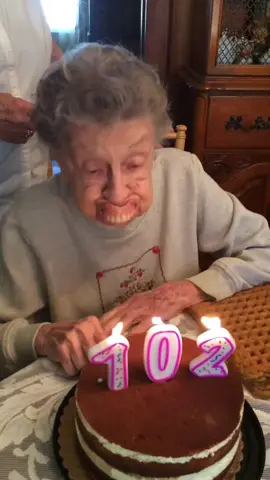 My crazy grandma 😂#fyp #foryou #funny #tiktok #grandma 