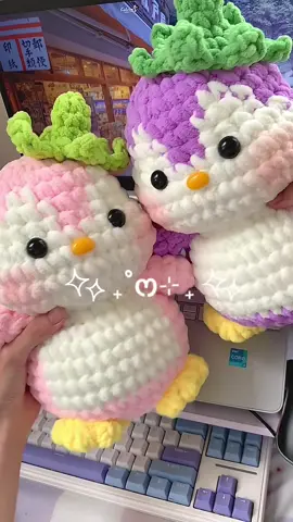 ‧₊Penguin₊˚ෆ⊹₊ ⋆ #moclen #handmade #crochet #cute #crochetersoftiktok 