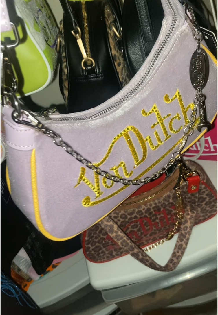 I am getting things together to start going night time @Von Dutch LIVES! Where we can hang out, have some sales & just chill! Stay tuned