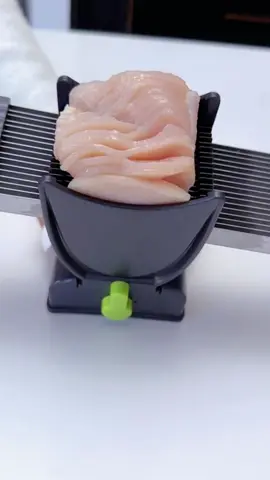 Meat slicing made easy 🪓 One tool for slices, strips, mince! #KitchenHack #MeatCutter #TimeSaver#easymealprep 