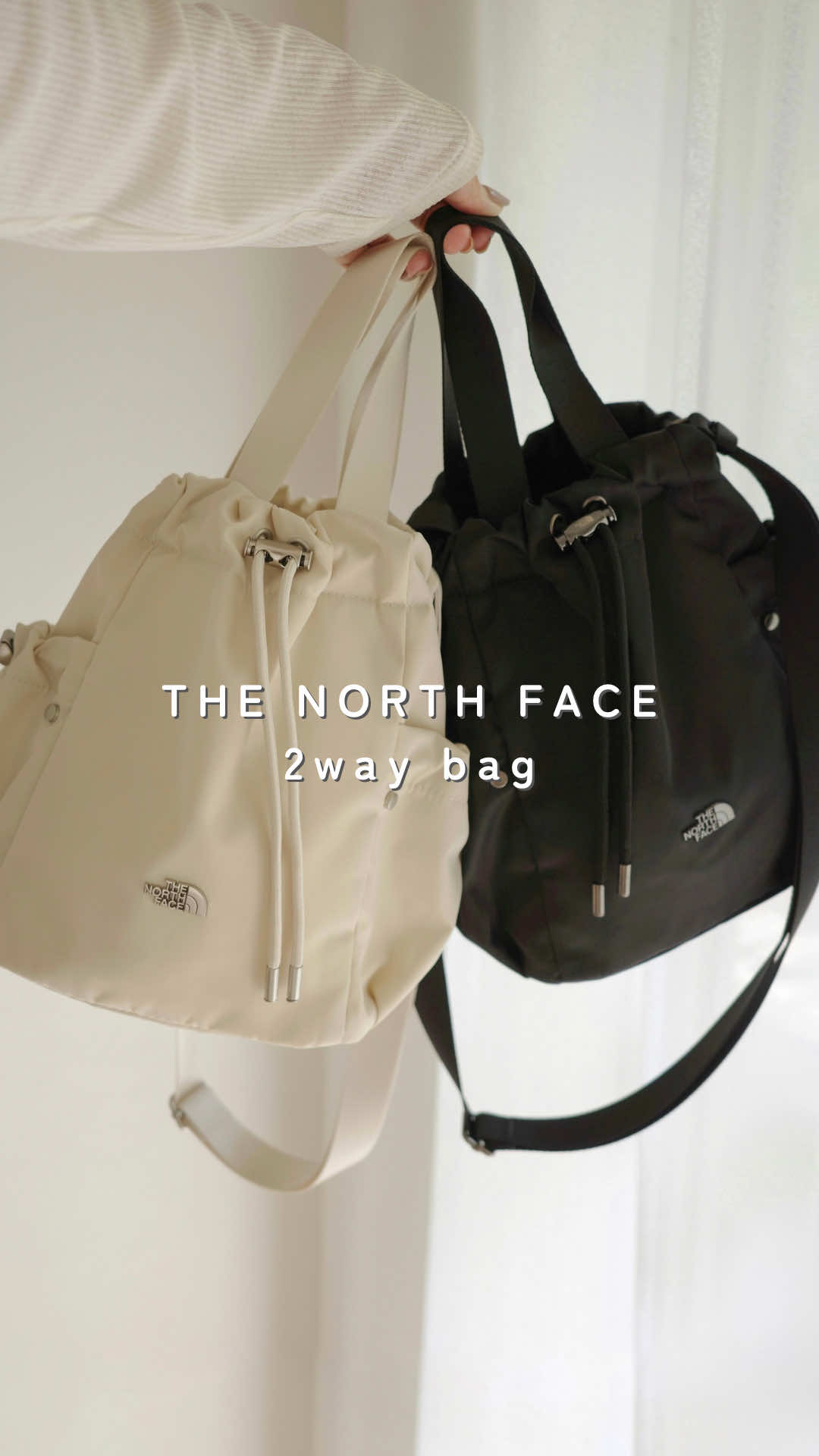 大人気！ノースフェイスのミニバッグ cream、blackどっちも本当にかわいい…！！🤍🖤 ▶︎プロフィールのリンク先に写真や詳細載せてます🔍 @___m.room___ #thenorthface #ノースフェイス #韓国ノースフェイス #ショルダーバッグ  #トートバッグ