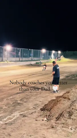 Dads make the best coaches. Nobody knows how to push you like your parent, or how to comfort you when you’ve been defeated. And help you rise to the occasion next race. As a mom, watching my husband do this with our boys will forever be my favorite thing ♥️ #moto #coach #dad #dirtbike #dirtbikeracing 