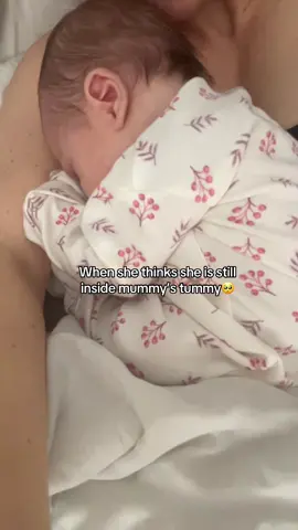 The newborn scrunch is my favourite🥺 #newborn #baby #motherhood #girlmom #fyp 