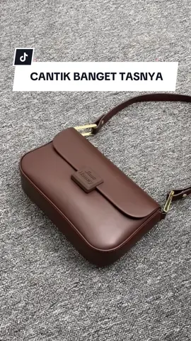 Kalau pakai tas ini buat jalan jalan, dijamin bikin salfok orang deh! Checkout sekarang yuk Tami Bag Jims Honey 😍❤️✨ #tamibagjimshoney #Jimshoneypusatmakassar #PromoGuncang88 #GajianSale -rm