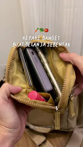 Praktis ya jadinya kalo handphone sama cash jadi satu dompet 🥹🫶🏻 garibet lagi bawanya #dompet #dompetwanita #dompetpanjang #hathinmuii 