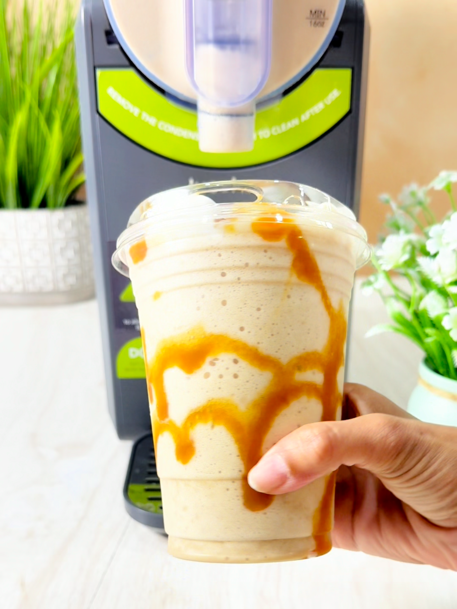 You just made a Starbucks-style Caramel Frappe at home 🍮☕ This Frozen Caramel Frappe is IT 👇 ✨ Recipe: 1 Cup Cold Brew 1/2 Cup Milk 1/4 Cup Half & Half 2 oz Simple Syrup ▶ Run Frappe Cycle Add Caramel Syrup Finish with Caramel Drizzle + Whipped Cream 😍 Who needs the drive-thru when you can whip this up in minutes? 📌 Save this for your next coffee fix! Follow us for more recipes. #Inoviva #InovivaSlushie #FrappeTok #CoffeeTok #CaramelDream #FrozenCoffee #DIYDrinks #SummerCoffee #CoffeeLovers #DrinkTok #CaramelFrappe