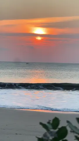 🌬️ #sunset #sailorsong 