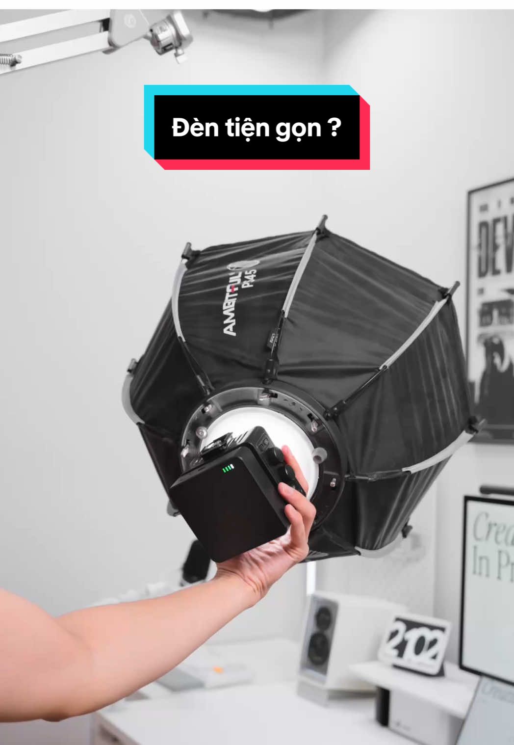 Cách mình setup đèn fill light cho không gian làm việc và quay video #desksetup #deskaccessories #LearnOnTikTok #decor #ulanziec65 