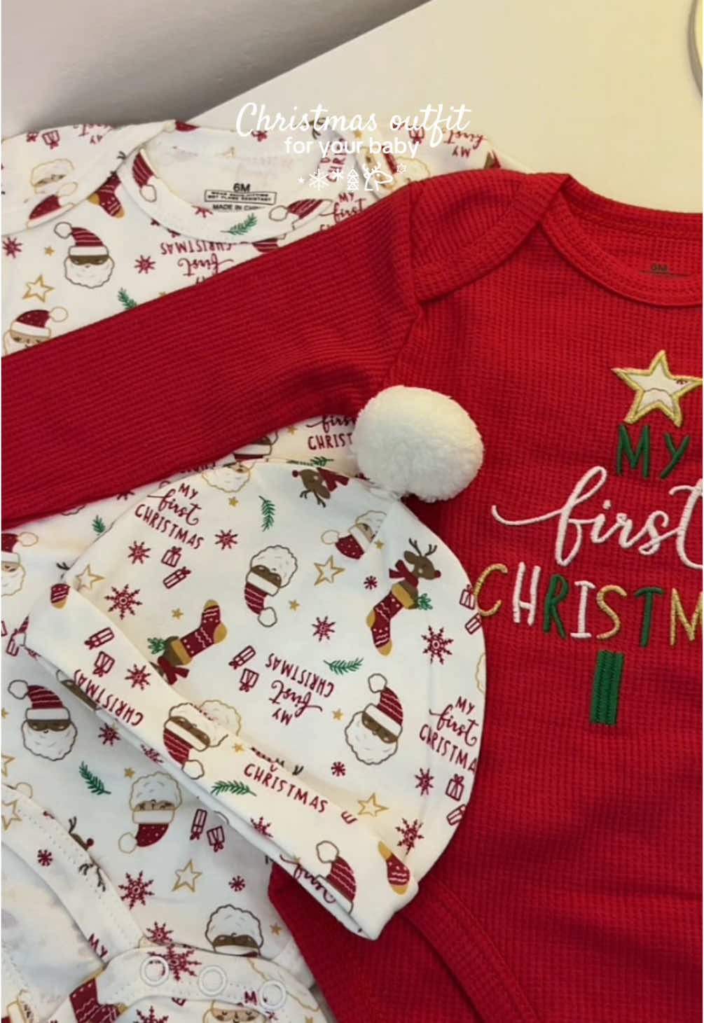 as a first time mom, every milestone ni baby mahalaga! ☺️ kaya bumili na ako ng outfit niya para sa first Christmas ni baby 🎄sobrang advance ba? Baka maubusan kasi ako 😂 ang ganda ng quality ng outfit na nabili ko! 💯 #christmas #christmasoutfit #newbornbaby #firstchristmas #babyoutfit 