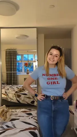 The only concert merch to make it into everyday outfits 💙💙  The Rosé number one girl tee from her London pop up  #OOTD #concertmerch #blackpink #Rosé #numberonegirl 