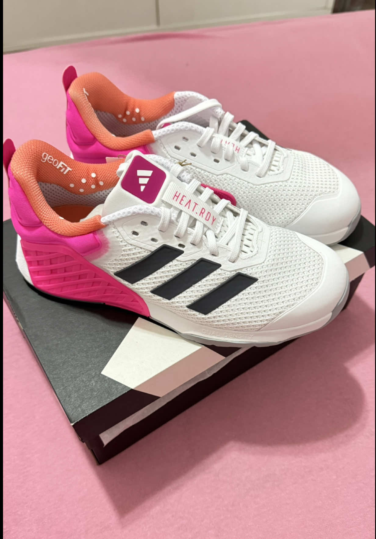 Lindoooo de mamãe! 😍🤩   #treino #adidas #adidasdropset #treining  