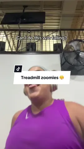 Zoomies are kicking in 😤 #run #Running #runner #marathontraining #runtok 