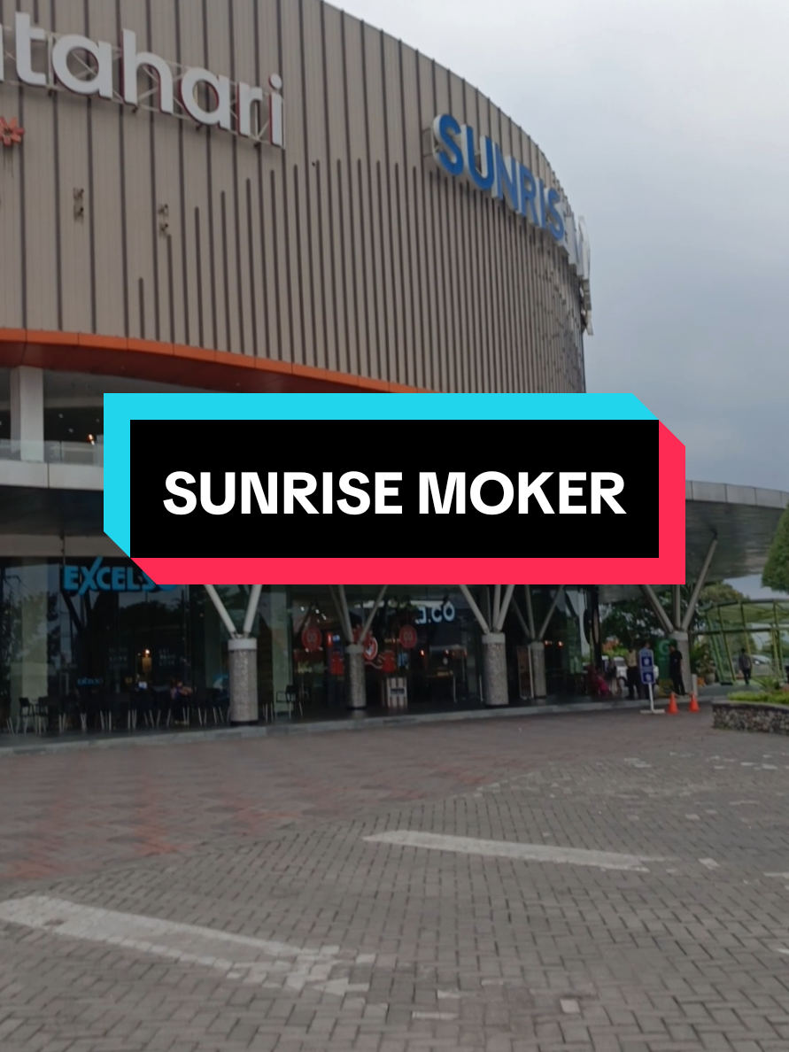 Ambil orderan di mall sunrise mojokerto #salamsatuaspal #grabindonesia #grabjombang #kontenojol #grabgojek 