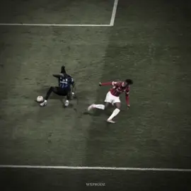 cold baller #rafaelleao #leao #acmilan #footballtiktok #edit 