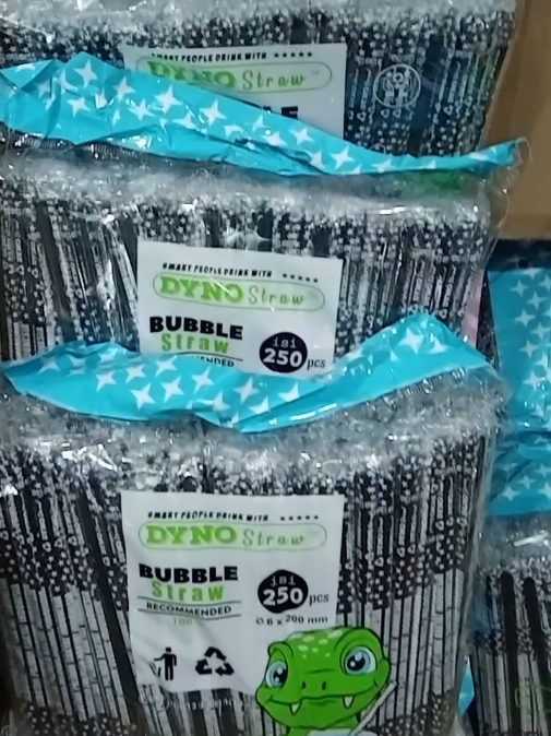 sedotan steril warna hitam harga 9ribu isi 250 pcs dan gratis ongkir #promogajiansale 