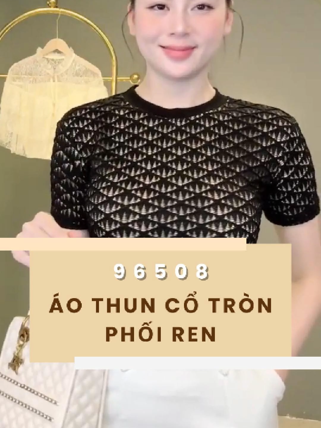 Áo thun cổ tròn phối ren 🌸✨ Nữ tính, dễ phối, mặc là xinh 💕👕 #vyhoangnguyen #damthietke #đầmdựtiệc #đầm_xinh #xuhuong #vayxinh #vaythietke