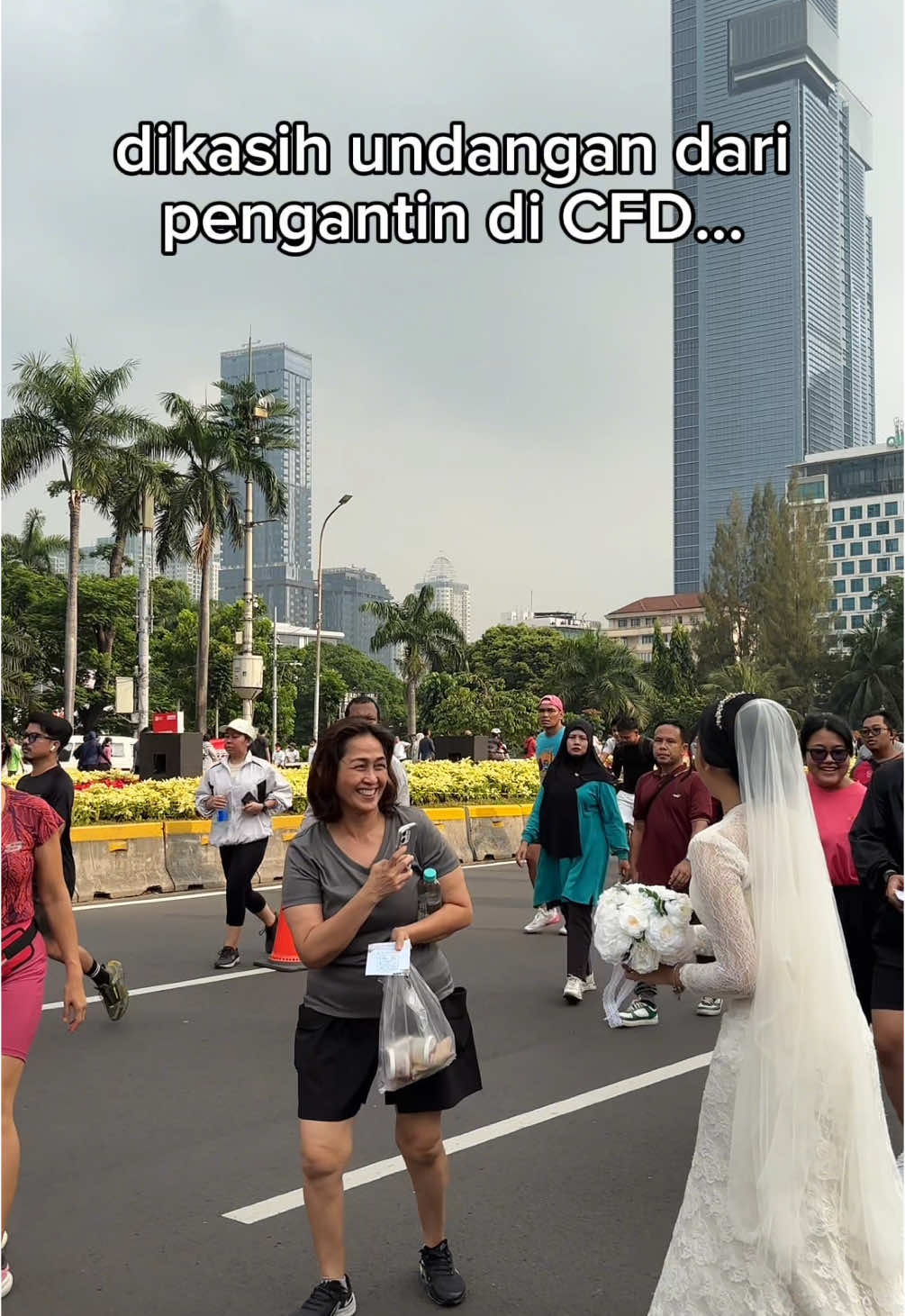 undangan nikahan yang paling diluar ekspektasi sih ini 😭🙏🏻 #cfd #pengantin 