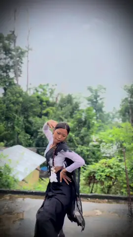 New dance 🤭😘🫶#govairal #virildance #magarnigril🖤 #fypppppppppppppp #kailalinepal🇳🇵 