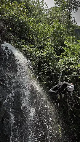whistlist kamu udah di ✅ belum🤭 @ESC INDONESIA @hacipupu00  #canyoneeringpadang #trendingtiktok #fyppppppppppppppppppppppp #pesonaindonesia 