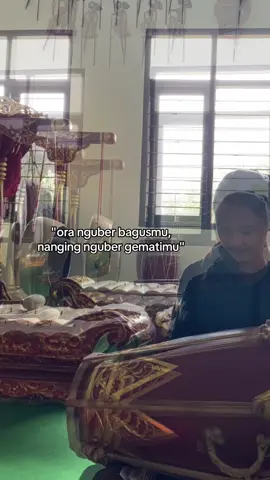 #kesenian #kebudayaan #zxycba #xybca #seni #gamelan #karawitan 