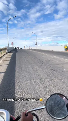 Ada yang sama ? ?Ngasain juga gk guys ??                                          #brebes #brebes24jam #brebesbarat #flayover #ketanggungan 