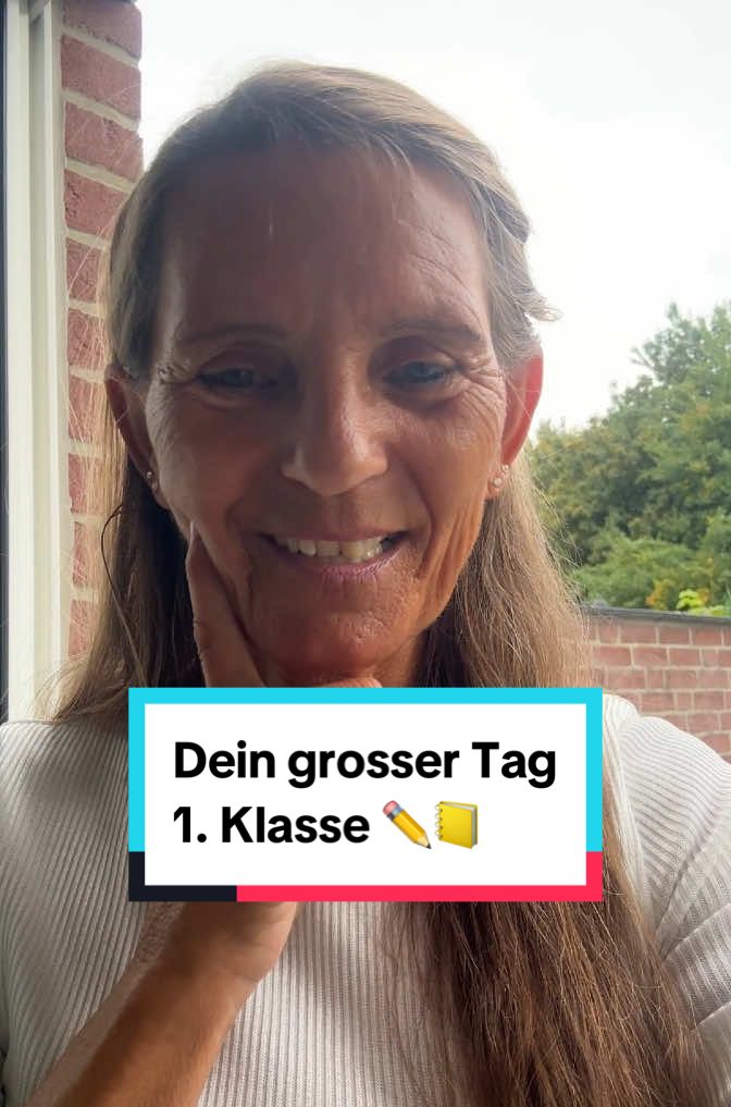 🌟 Erster Schultag – ein Meilenstein, den man nie vergisst. Wie schön, solche Momente in Bildern festhalten zu dürfen!“🎒📷 #Einschulungsfotis #meinersterschultag #fotografinmit♥️#lernenmachtspass #idötzchenshooting