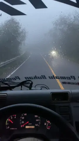 Gerimis+kabut pusuk sembalun🥶#fyppppppppppppppppppppppp #fypシ゚viral 