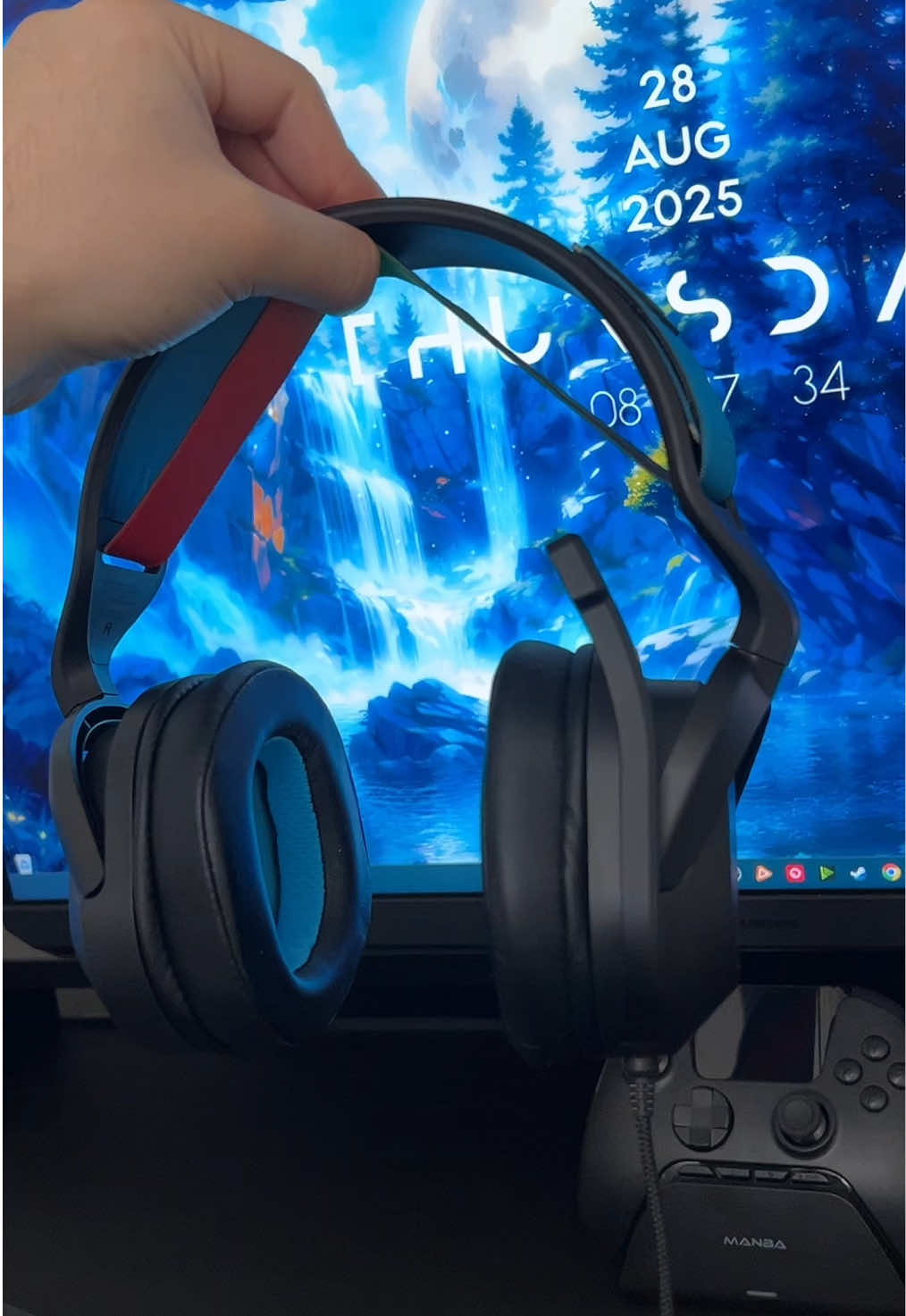 Don’t miss the sale on the JLAB Nightfall Wired Gaming Headset (price is subject to change) Buy it today while it’s on sale.
