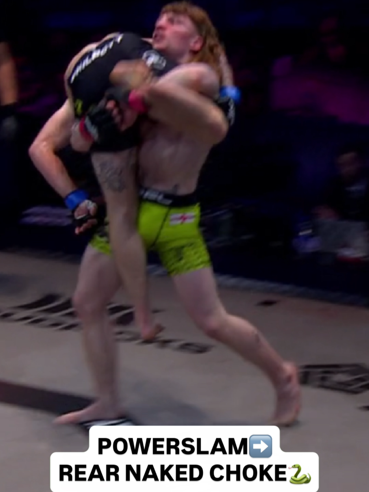 Lewis McGrillen showing off all tools in the toolbox 😤💥 Huge powerslam ➡️ rear naked choke finish! He’s back in the SmartCage Oct 3 in Dubai 🌍🔥