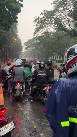 Klebus 🌧️ #fyp #foryoupage #cikarangpeople 