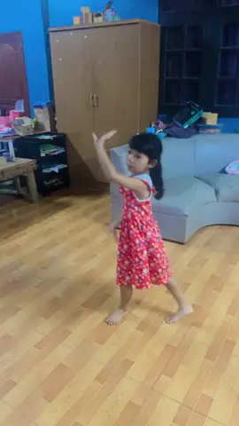 #ปลายฟ้า #หนูฟังเพลงเดียวกันอยู่ใช่ไหมลูก🤣🤣 