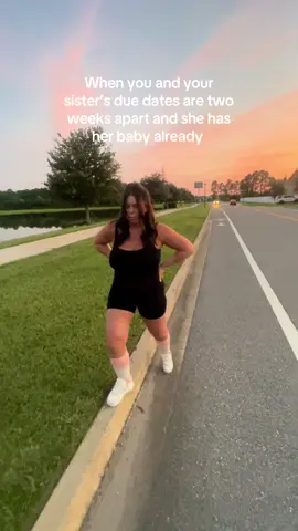 I’m next, let’s go! 👏🏼 #pregnant #pregnantlife #pregnancyjourney #pregnancy #imnextletsgo #momtok #firsttimemom #38weekspregnant 