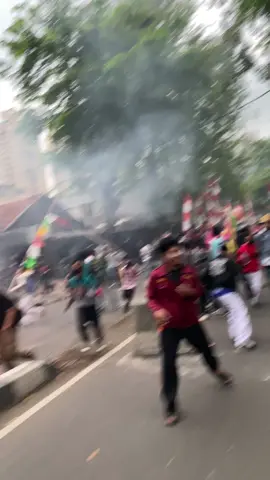 katanya membela rakyat tetapi dia malah menganiaya rakyat melebihi para pembunuh #demo28agustus2025 #tikuskantor #