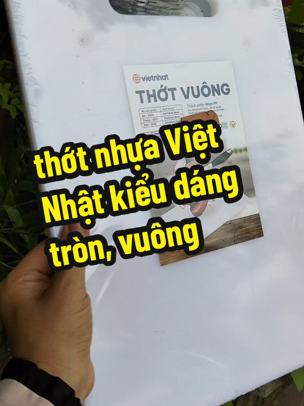 thớt nhựa việt nhật  kiểu dáng vuông, tròn 