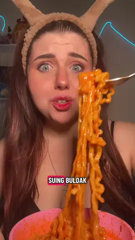 like why is she still eating it though?💀 #buldak #buldakramen #mukbang #ramen #buldakcarbonara 