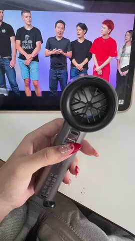 ลมแรงถูกต้องพกง่ายสะดวกสุดๆ✅#พัดลมพกพา #พัดลมไร้สาย #ของใช้ #ของดีบอกต่อ #fyp